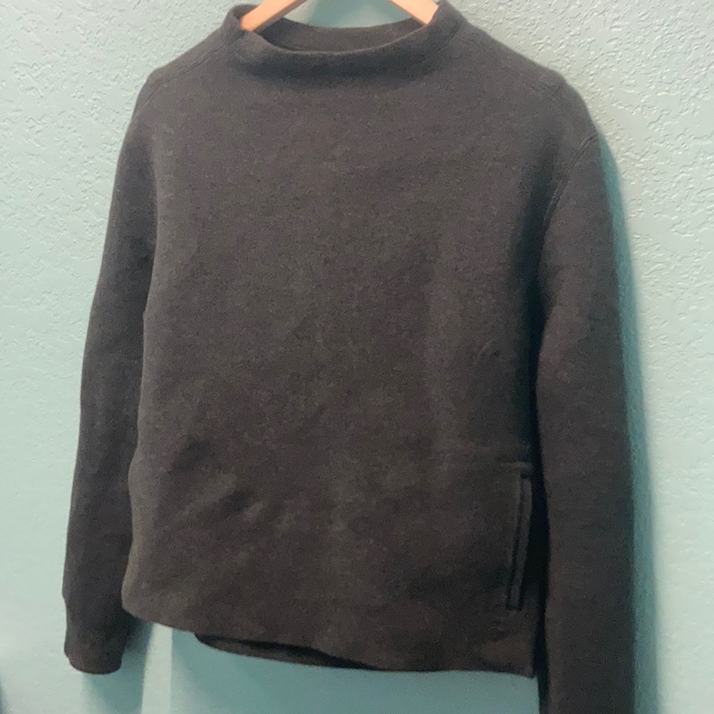 Lululemon Warm Pullover Sweatshirt